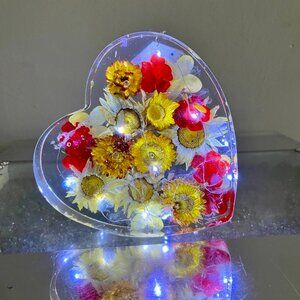 Heart-Shaped Resin Floral Light – Handmade LED Flower Keepsake